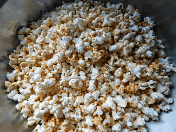 Hot and Spicy Popcorn