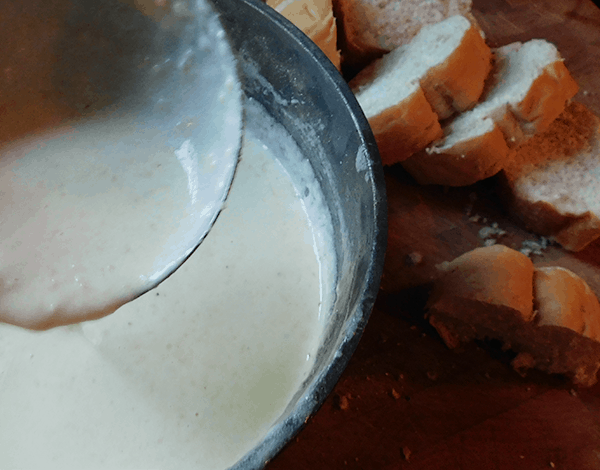 Garlic Alfredo Sauce is creamy, simple and fast!